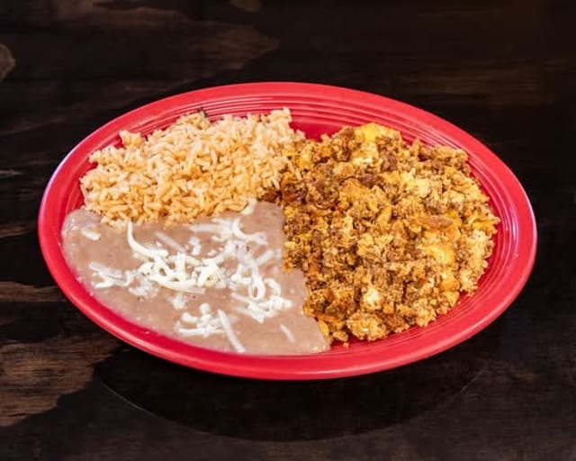 Huevos Con Chorizo Plate.